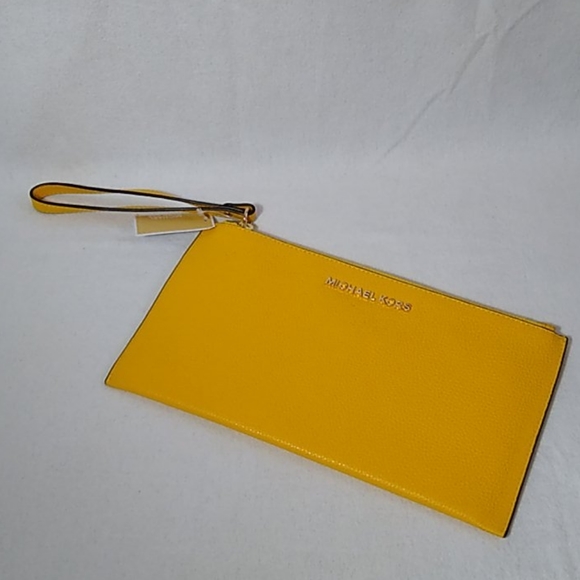 Michael Kors Jet Set Large Zip Clutch Wristlet - Picture 8 of 8